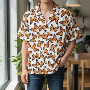 Petals and Peacocks Monarch Butterfly Print Rayon Casual Shirt Size Medium